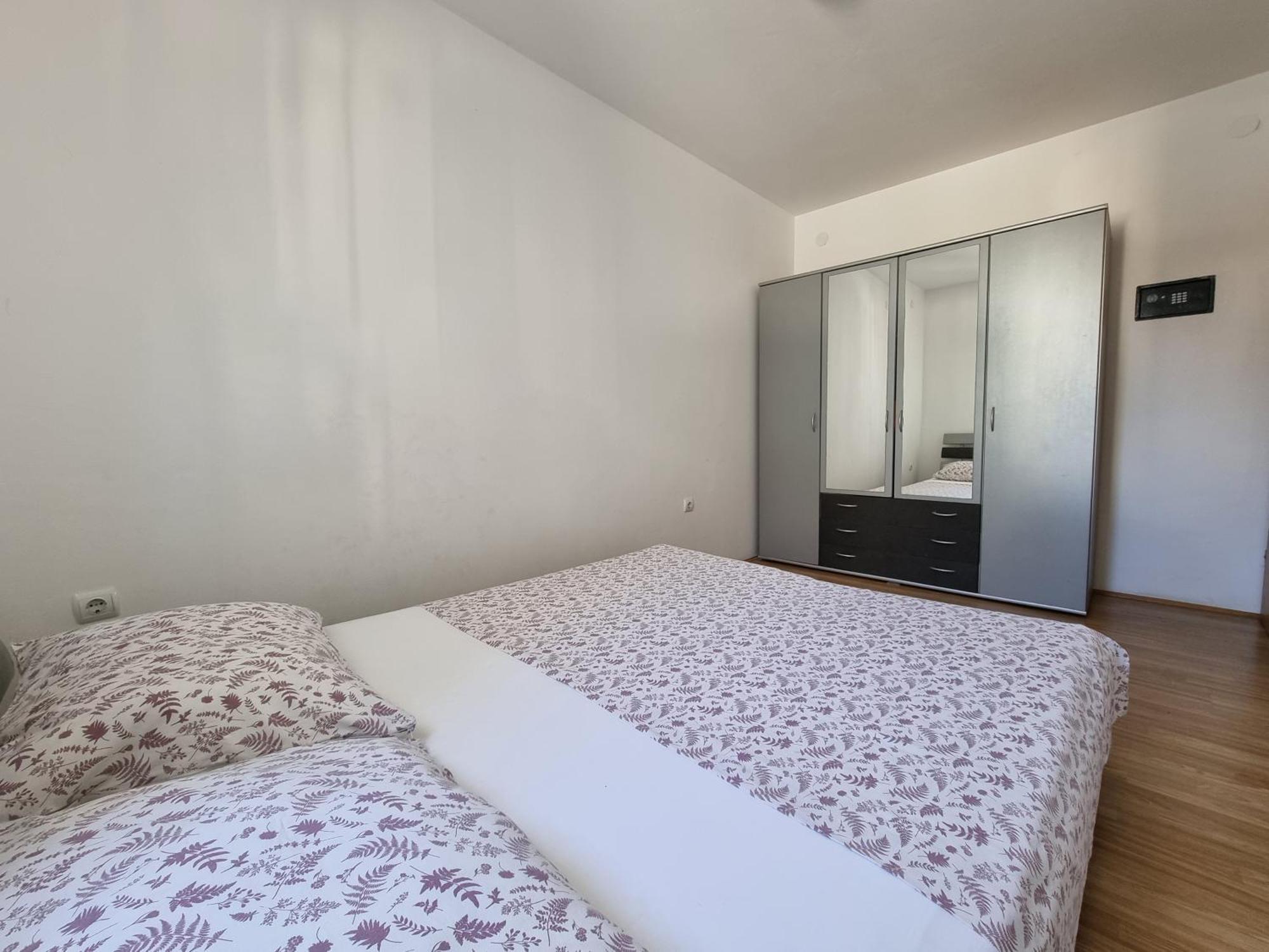 The Golden Grotto Apartments Novalja Exterior photo